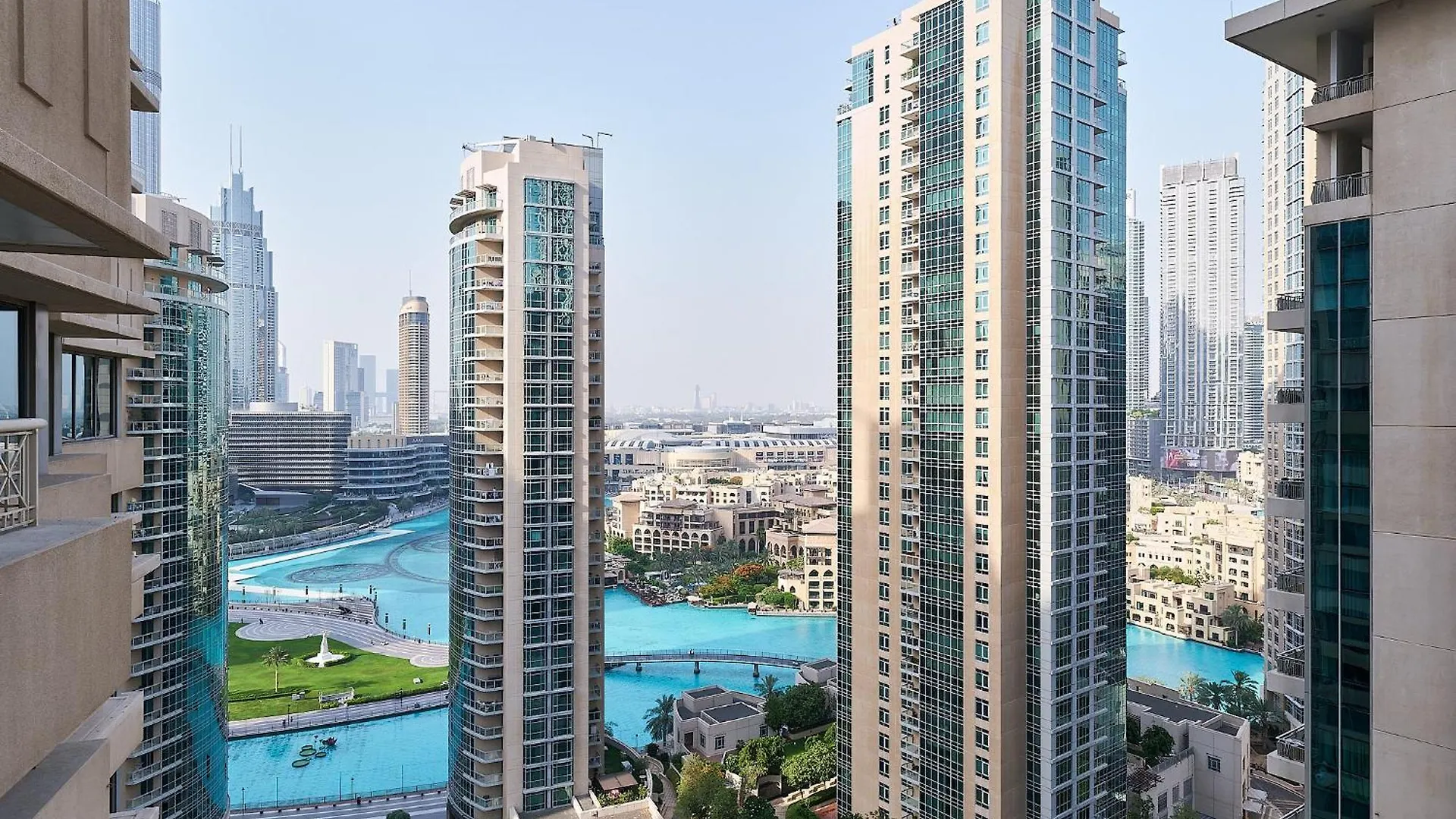 Apartment Bellavista - 1 Bedroom - With Extra Room - Partial Fountain View Dubai